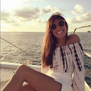 Meet your Posher, Evelyn